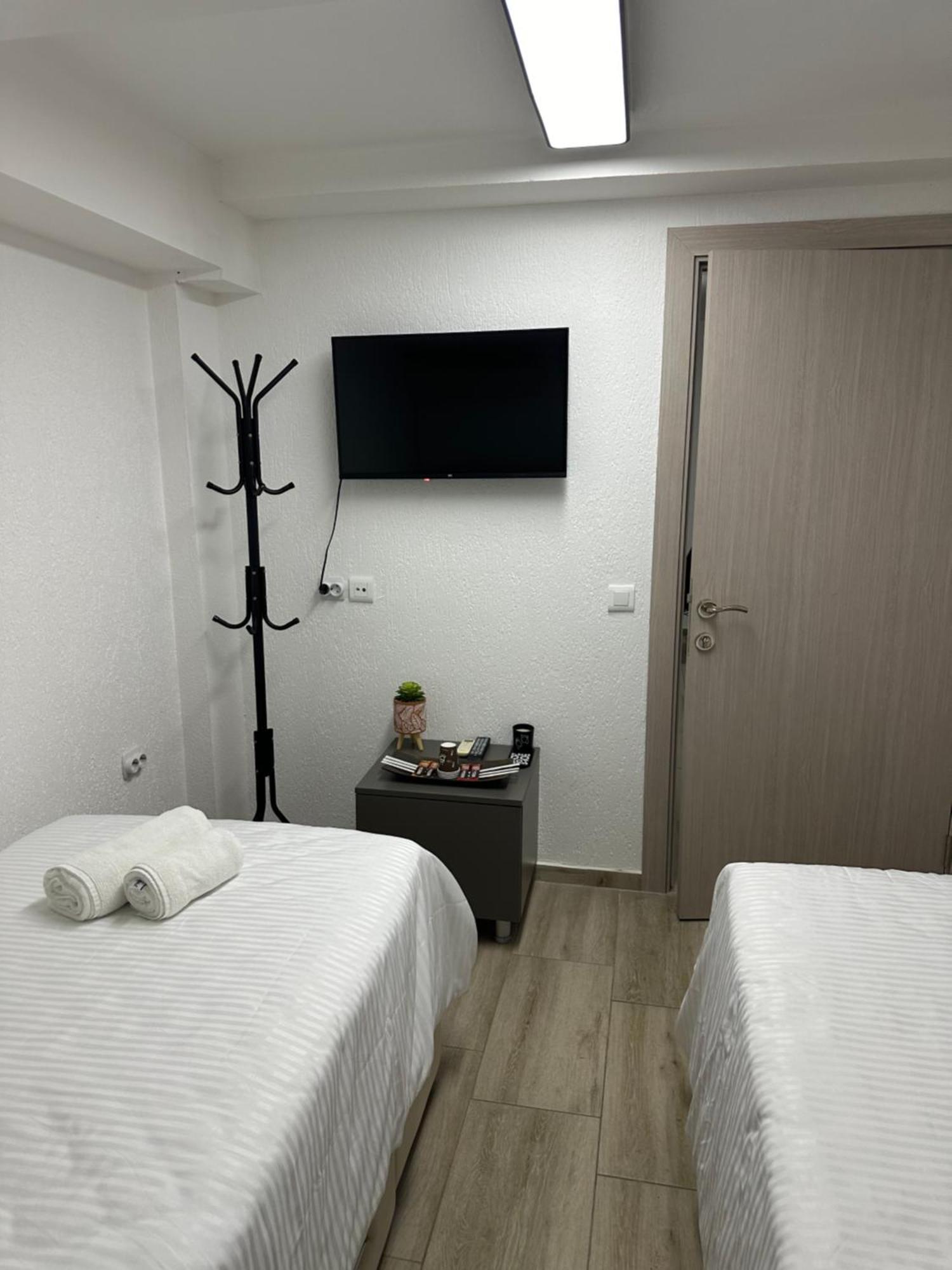 Next Rooms Skopje Esterno foto